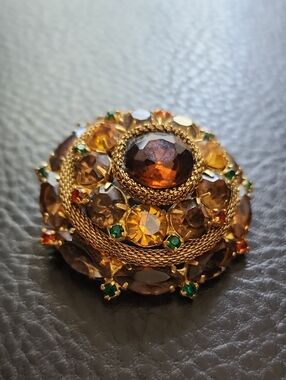 VTG Gold-Tone Amber Multi-Stone Brooch with Green Accents